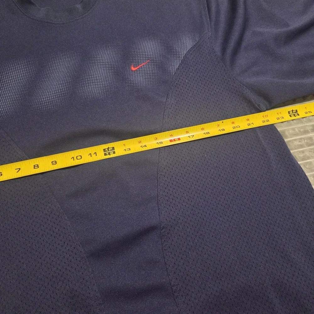 Vintage Nike Mesh Paneled Athletic T-Shirt Navy Blue XL Y2K blockcore/gorpcore